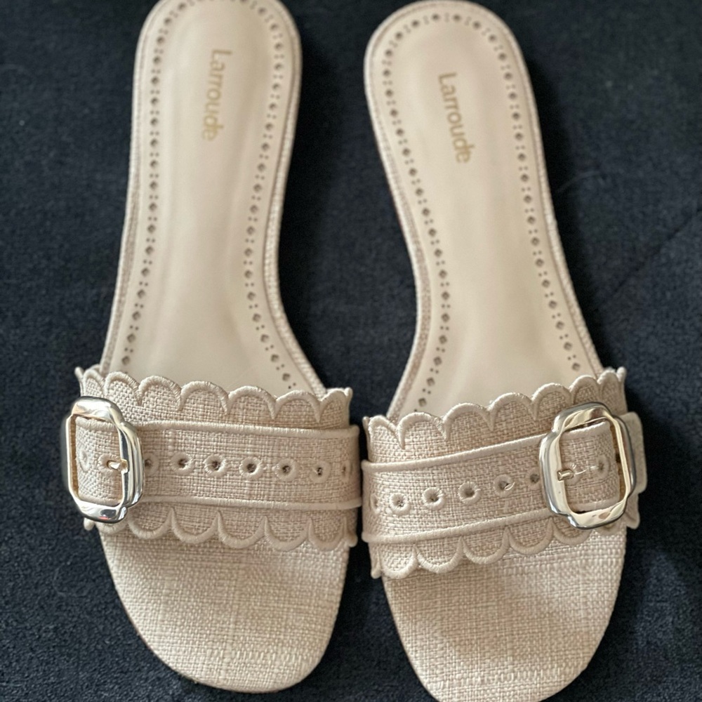 Larroude Ivy broderie flat mule in beige raffia